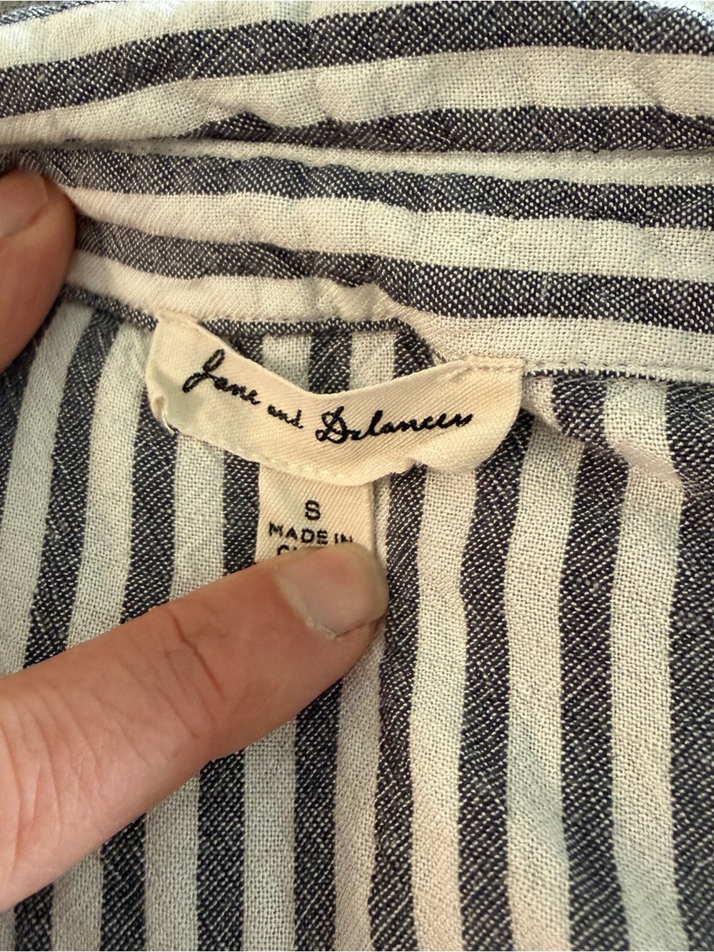 Jane & Delancey button up - Picture 5 of 5